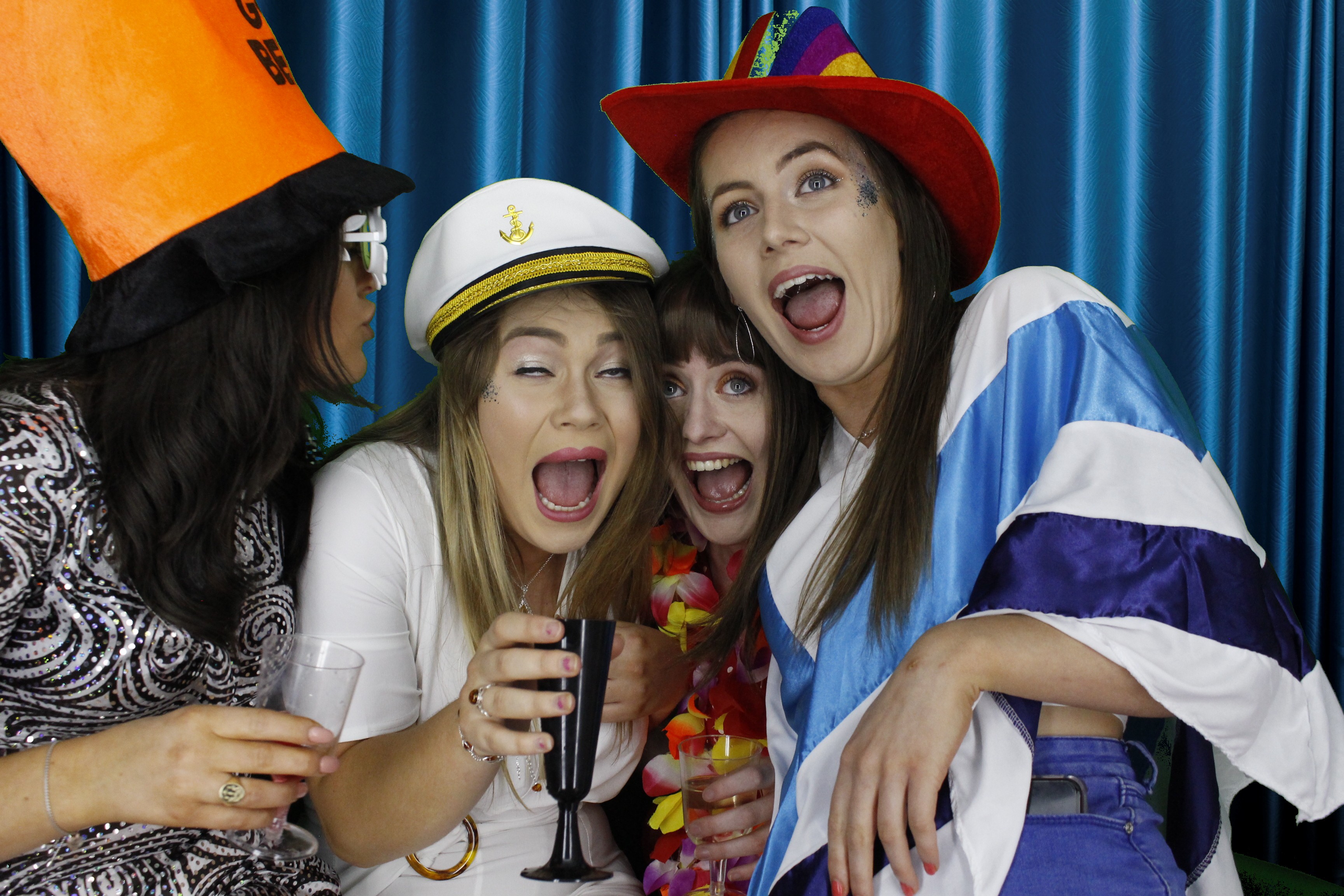 Debbies 21st birthday party | View more photos from the event at gallery.myphotoboothexperience.co.uk/u/MyPhotoBoothExperienceLtd/Debbies-21st-birthday-party